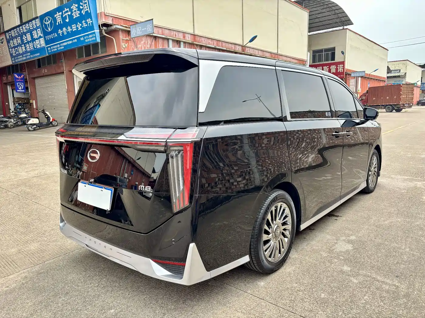GAC Trumpchi Trumpchi M8 2023 Model Master Series 400T Flagship Edition фото 4