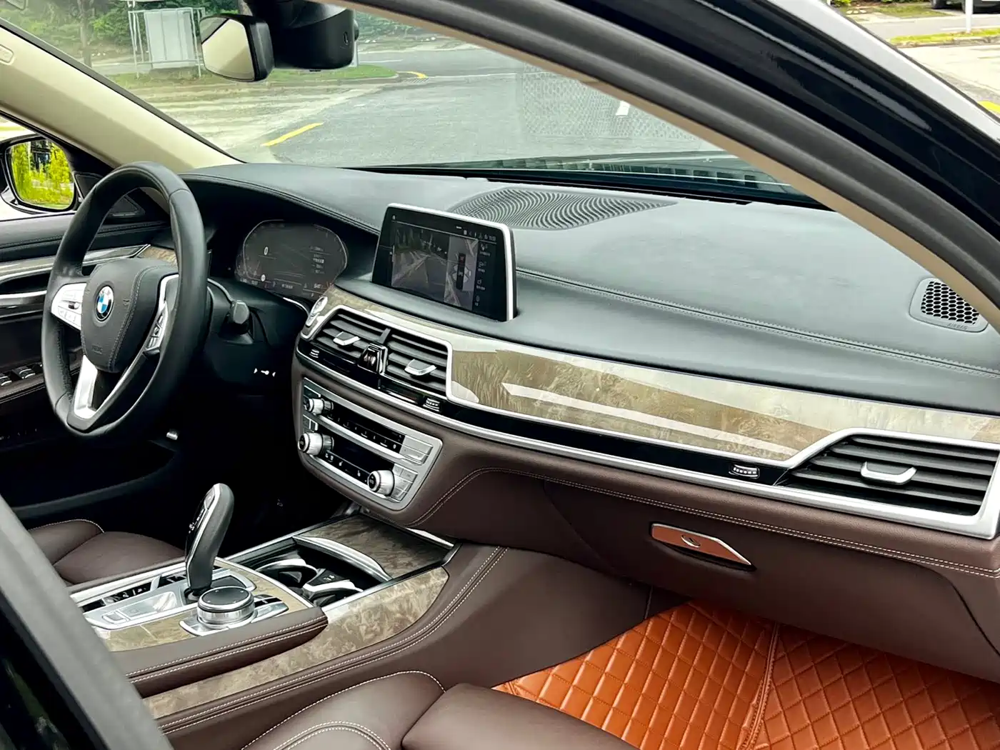 BMW 7 Series 2019 Facelift 740Li Leading Luxury Package фото 18
