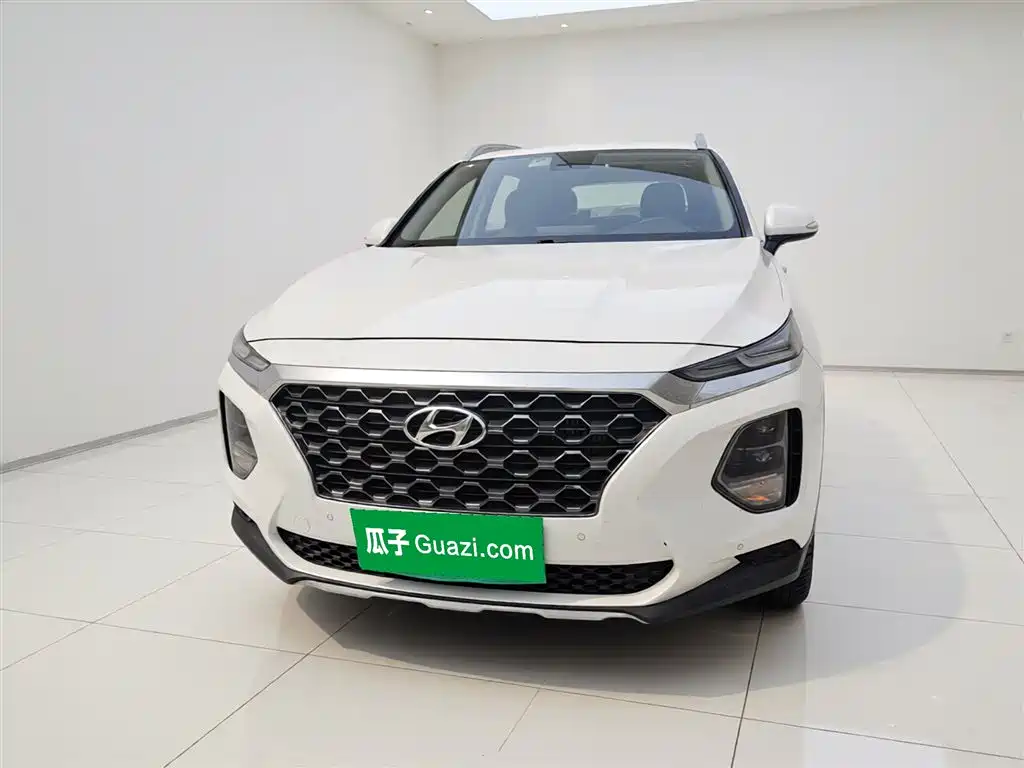 Hyundai Santa Fe 2020 380 TGDi Auto 2WD GLS Luxury фото 2