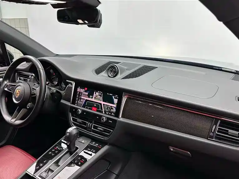 Porsche Macan 2023 Macan GTS 2.9T фото 13