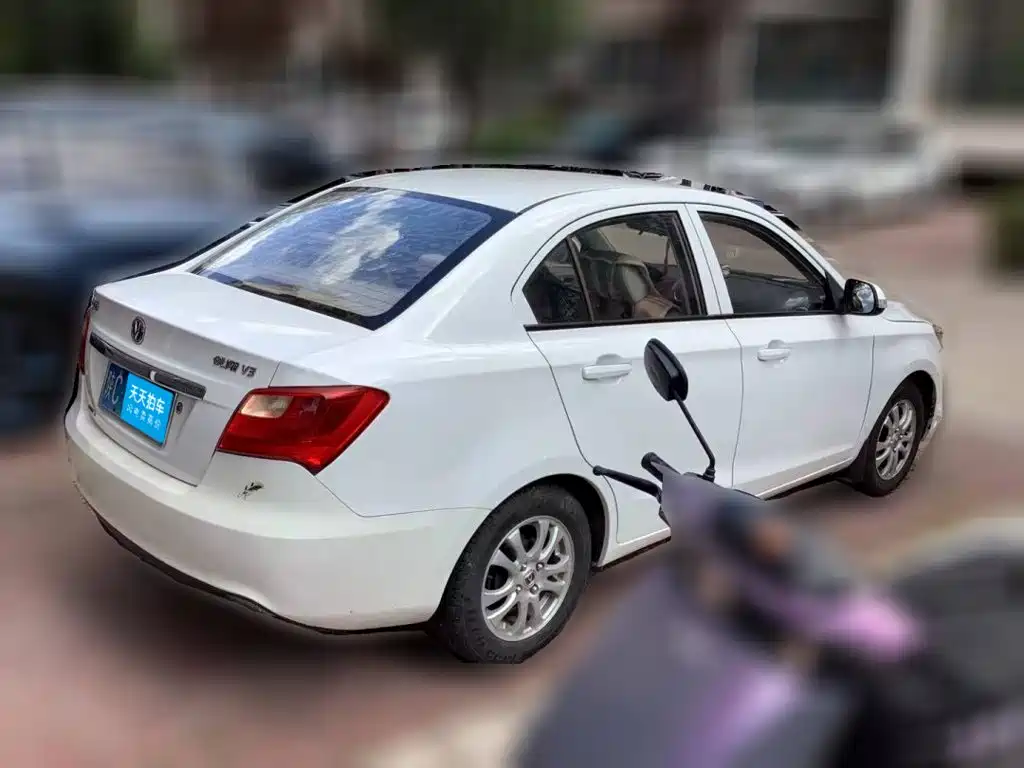 Changan Yuexiang V3 2015 2015 1.4L Manual Perfect (China V)