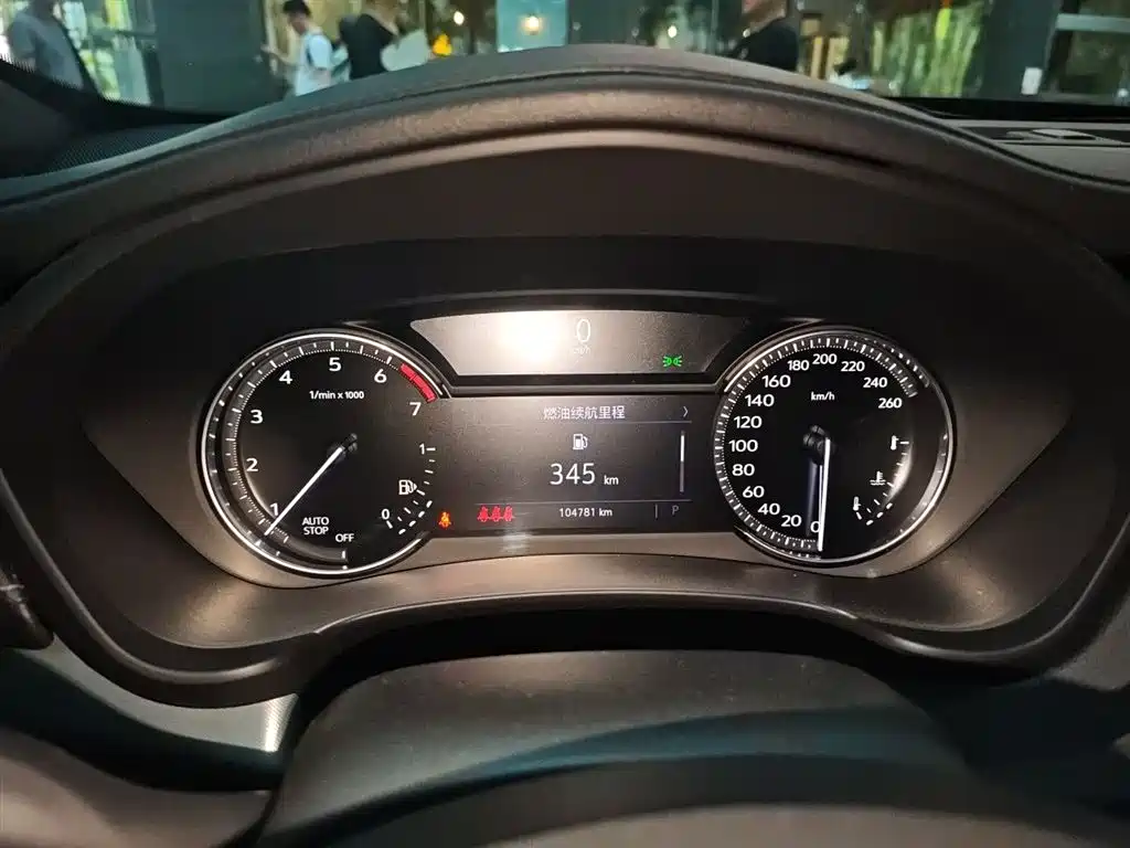 Cadillac XT4 2018 28T FWD Leading Edition фото 12