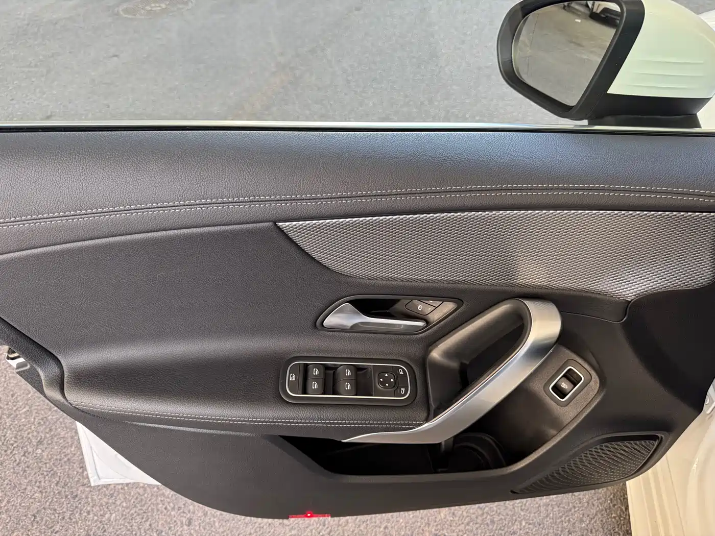 Mercedes-Benz A-Class 2023 A 180 L фото 11