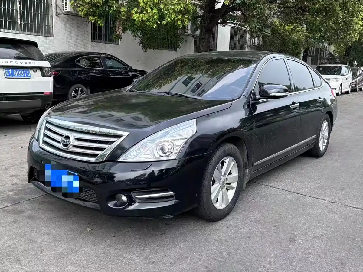 Фото 1 - Nissan Teana