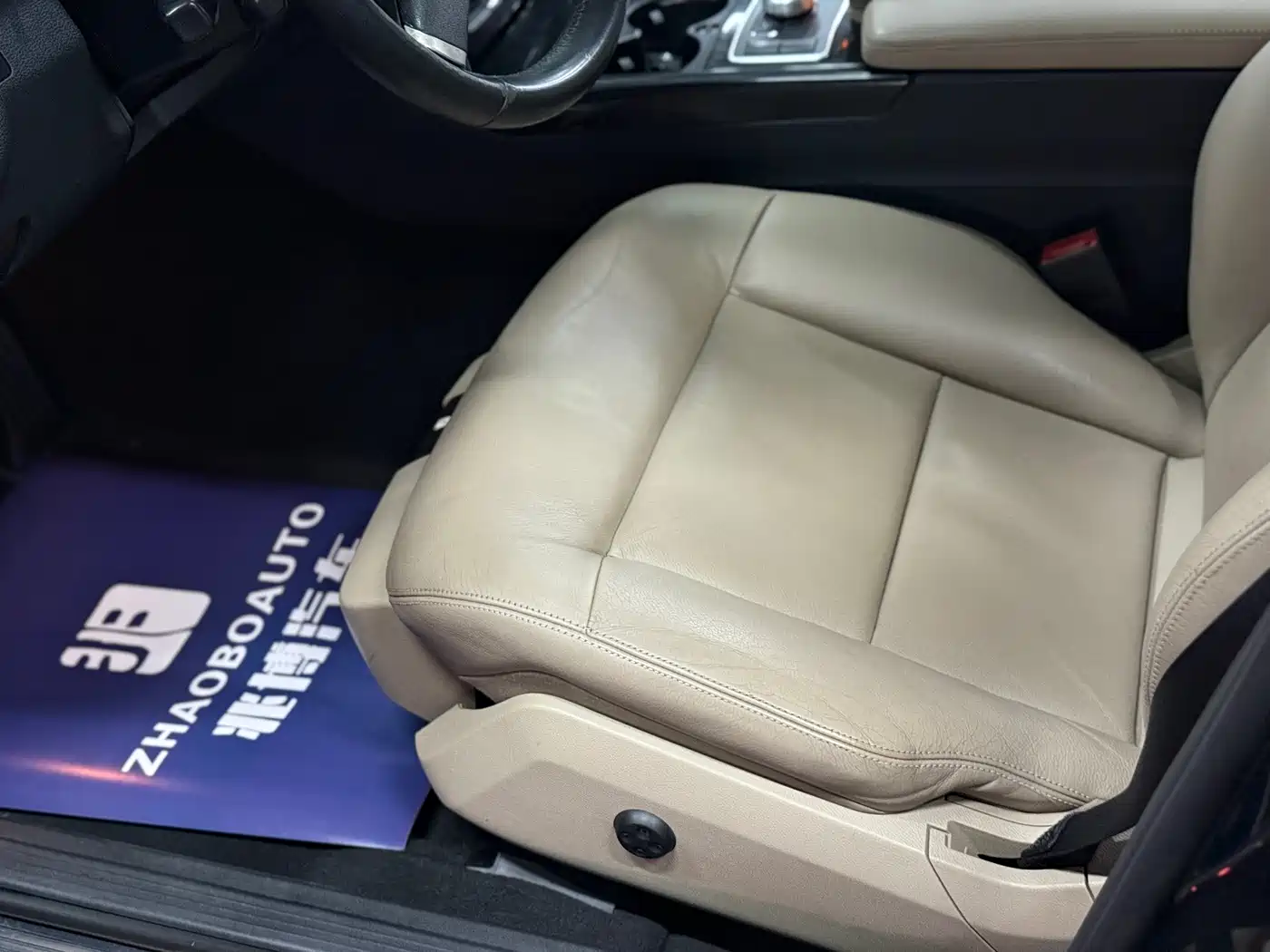 Mercedes-Benz E-Class 2010 E 300 L Fashion фото 8