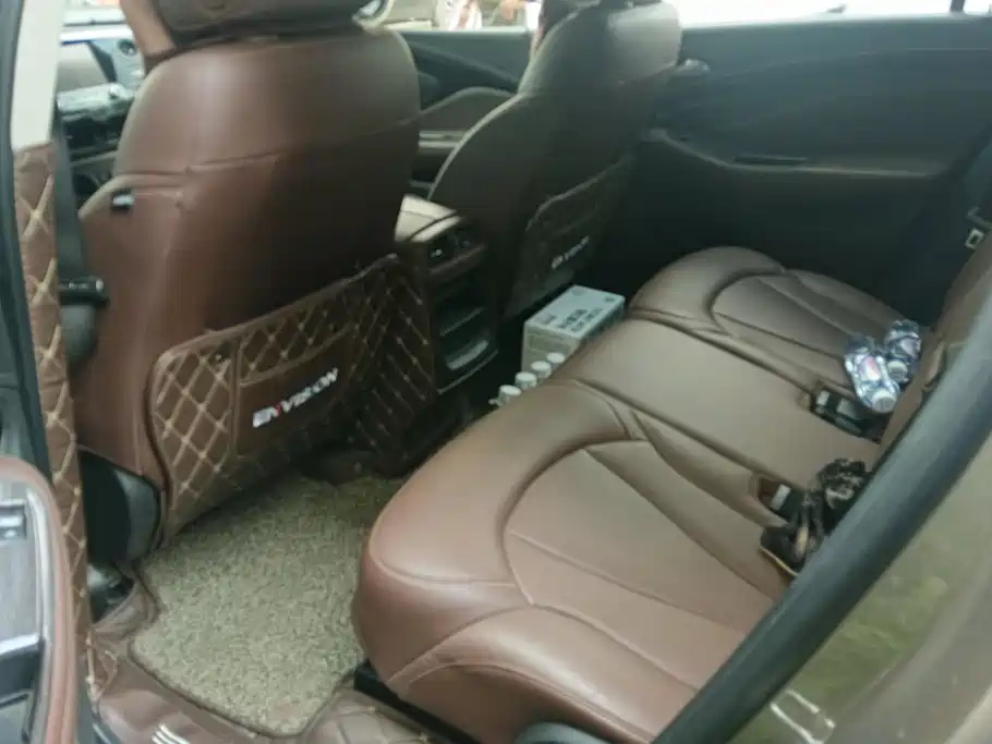 Photo 11 - Buick Envision Plus
