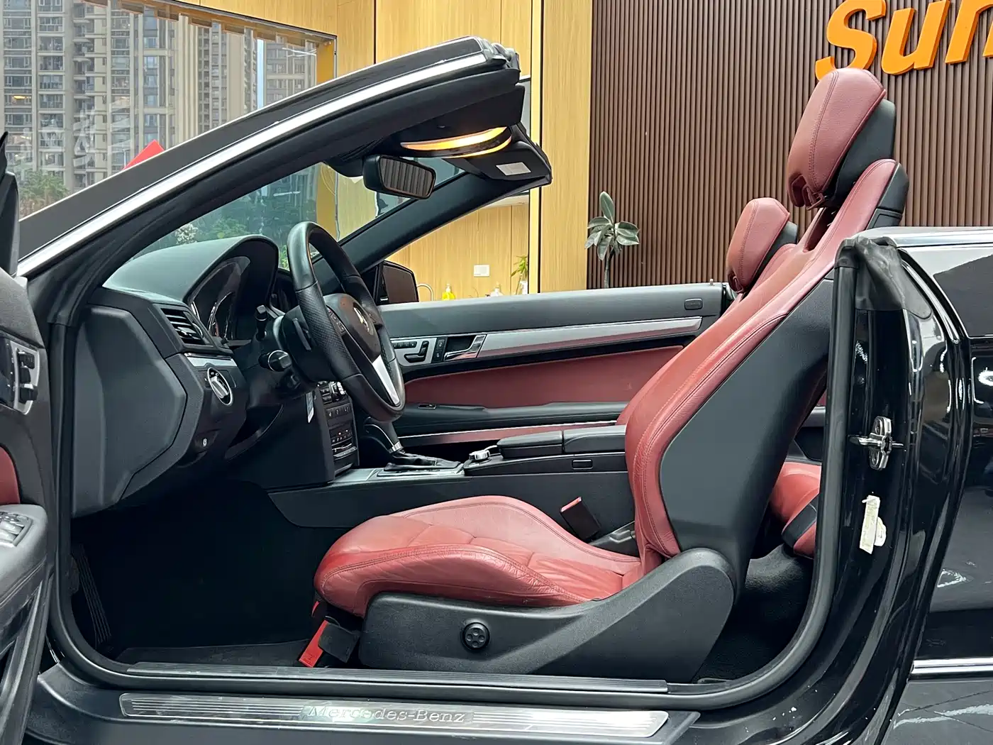 Mercedes-Benz E-Class (Import) 2012 E 260 CGI Convertible фото 7