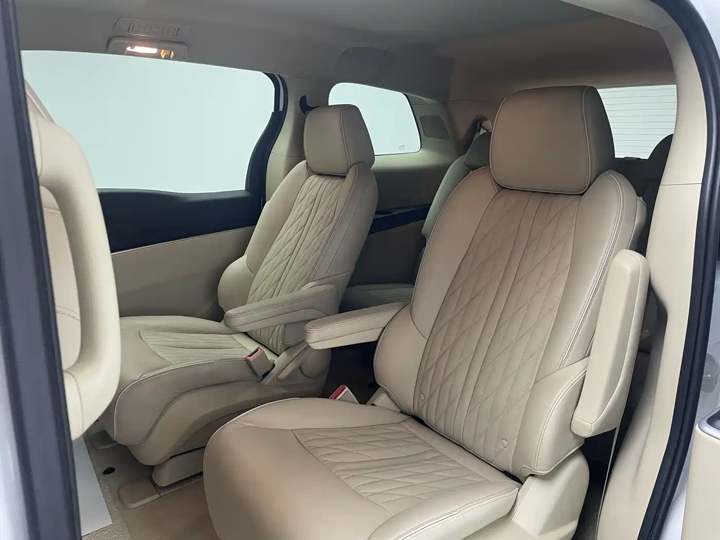 Buick GL8 2023 Facelift Land Business Class Luxury фото 16