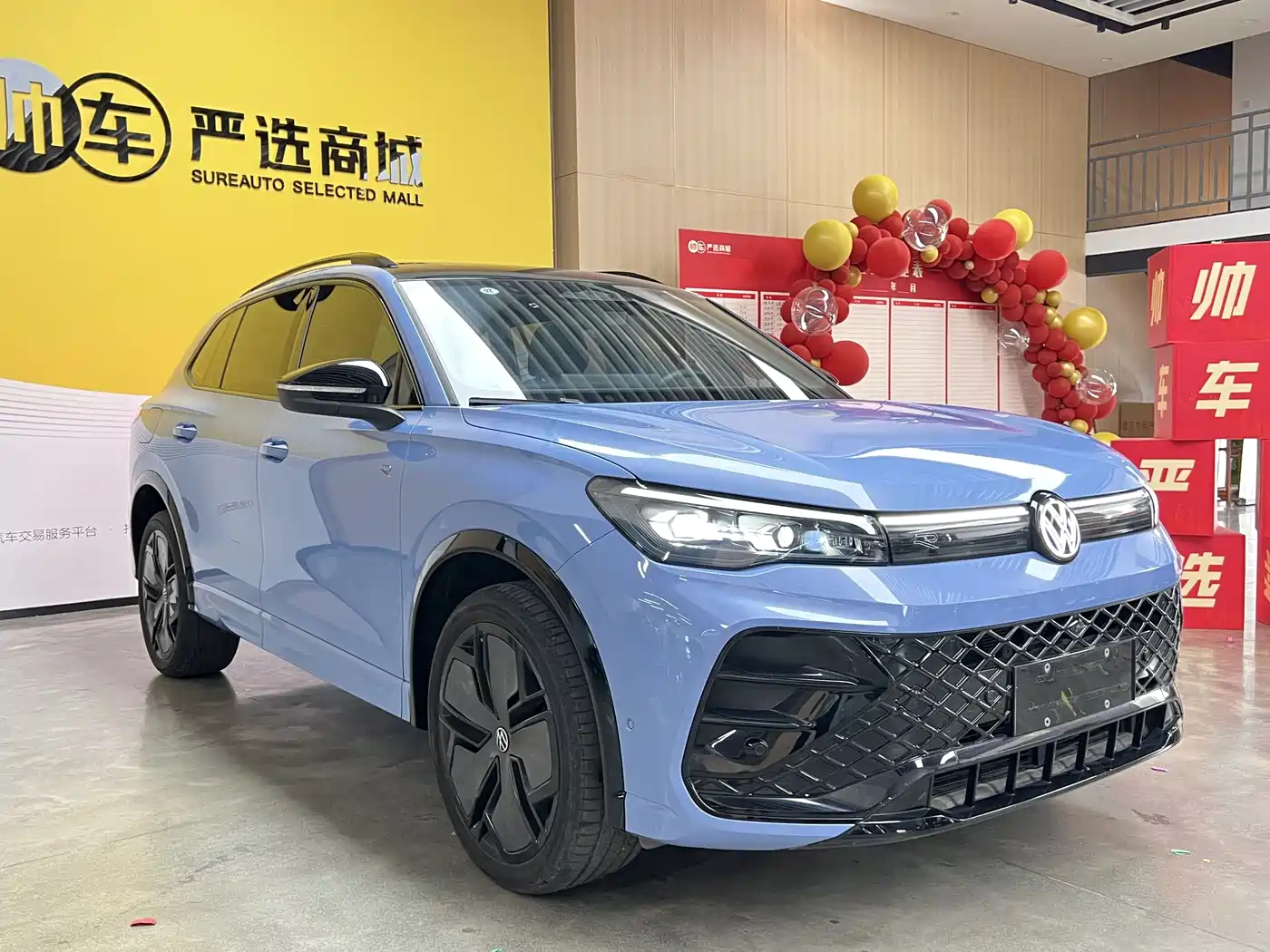 Volkswagen Tiguan L 2025 PRO 380TSI 4WD R-Line Smart Premium Edition фото 3