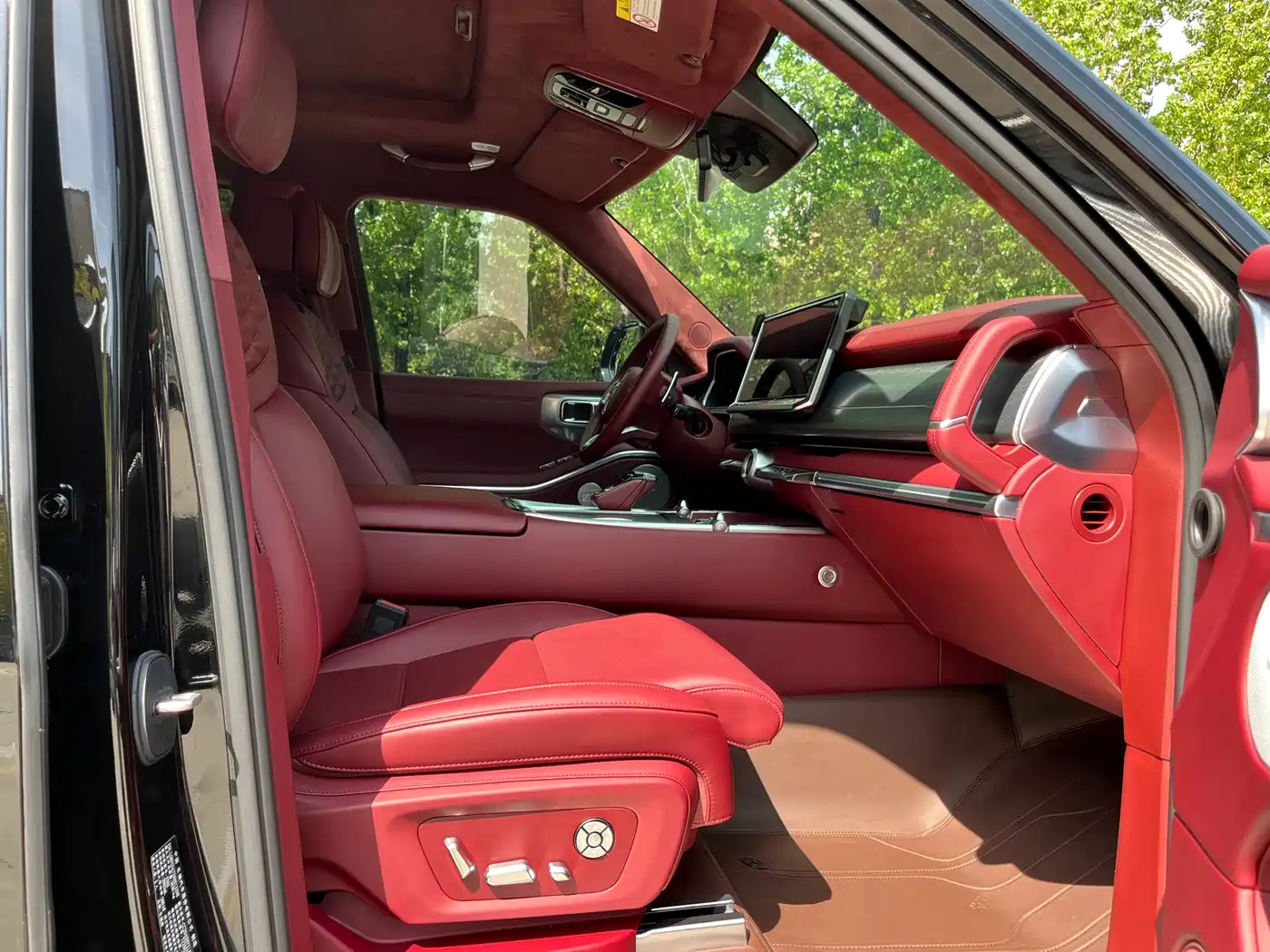 TANK TANK 700 NEW ENERGY