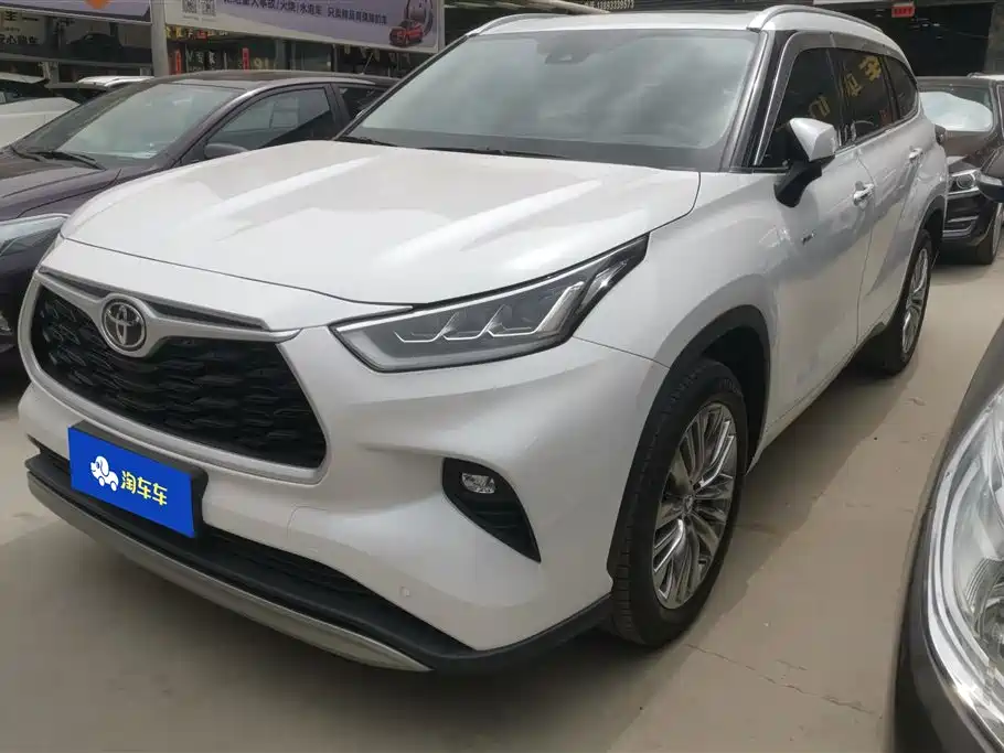 Toyota Highlander 2024 2.5L Smart Hybrid 4WD Premium 7-seater