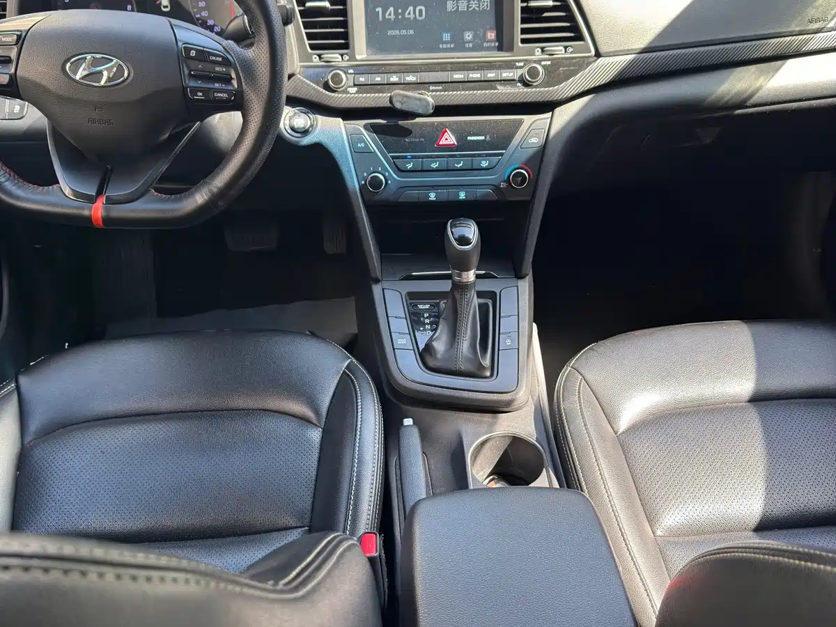 Hyundai Elantra 2018 1.4T DCT Dynamic·Vitality Model фото 7