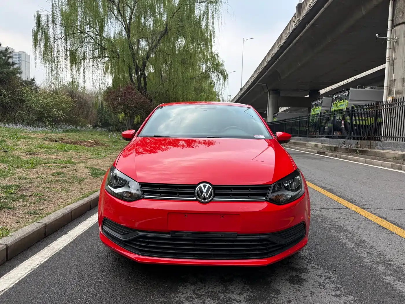 Volkswagen Polo 2018 1.5L Auto Safe Drive фото 2