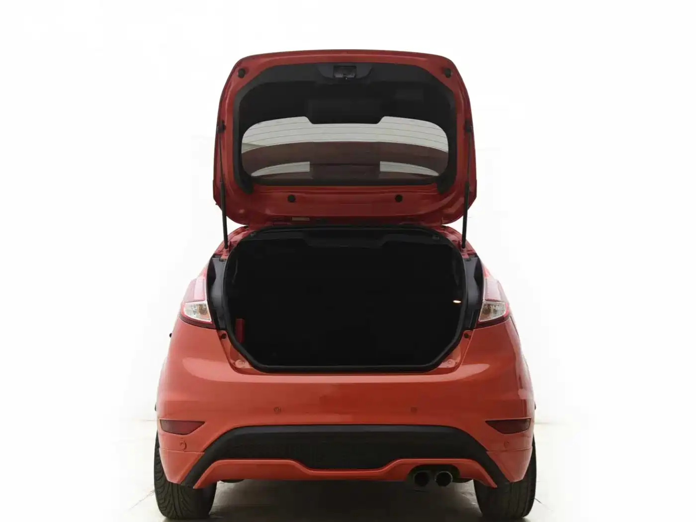 Ford Fiesta (Import) 2013 1.6T ST фото 16