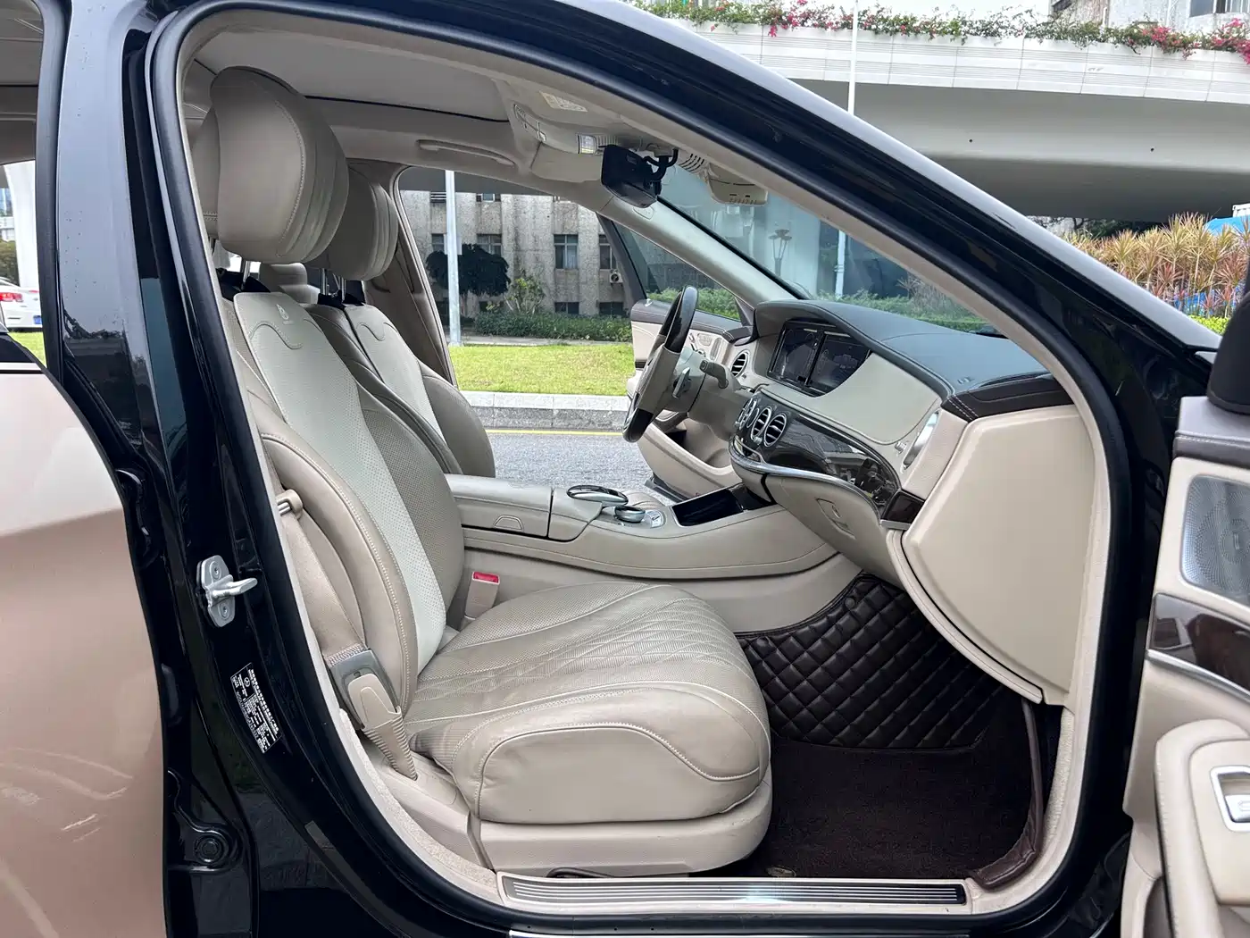 Mercedes-Benz Maybach S-Class 2016 S 400 4MATIC фото 8