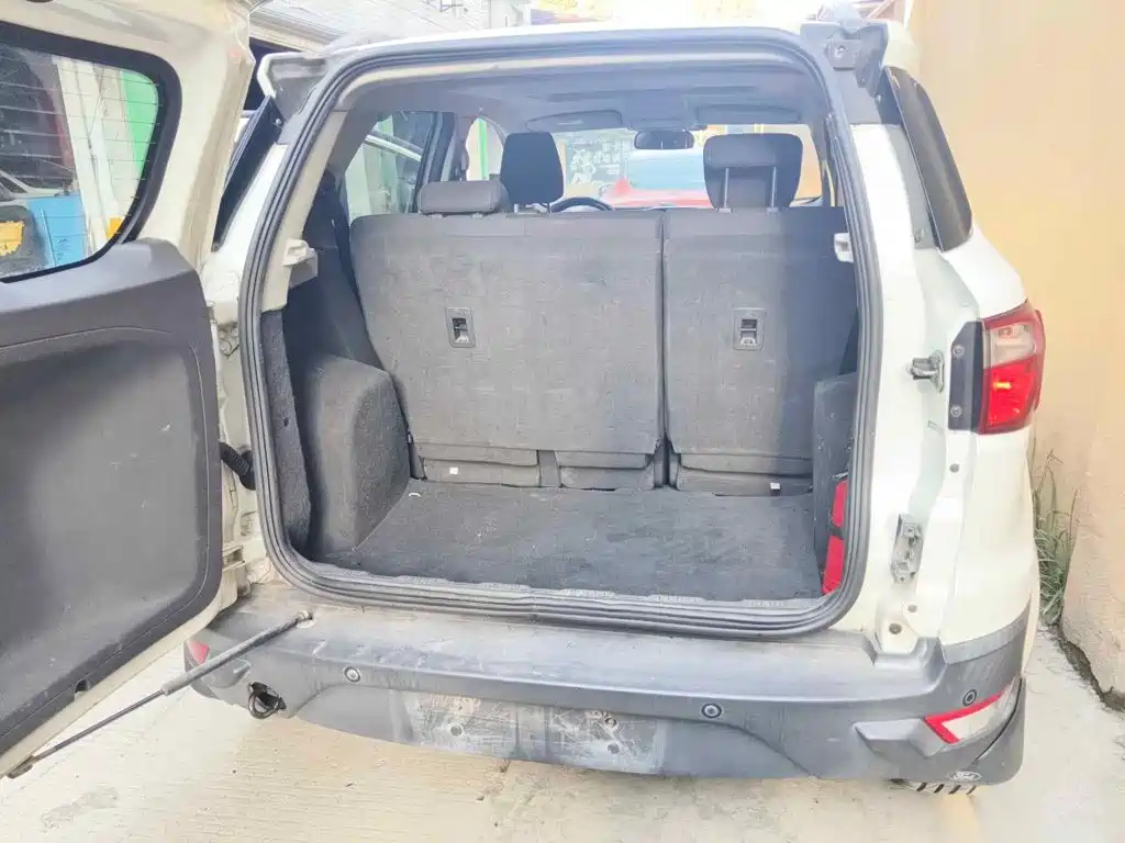 Ford EcoSport 2014 2013 1.5L Automatic Premium Edition