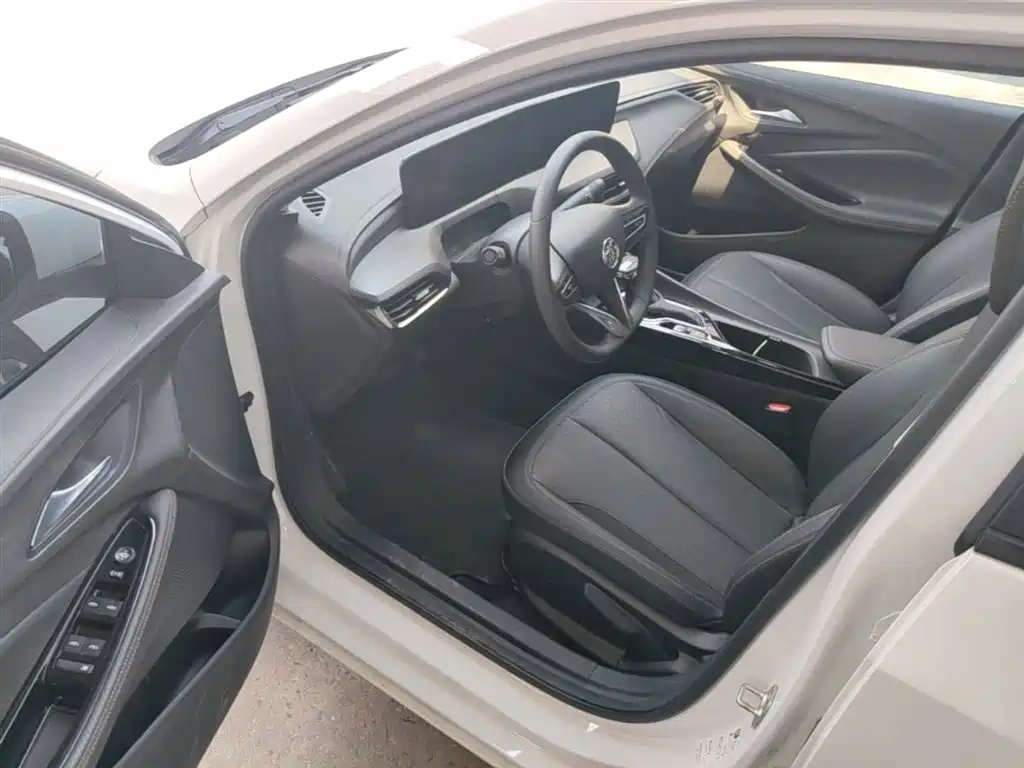 Buick Verano 2023 Pro Joy Edition фото 12