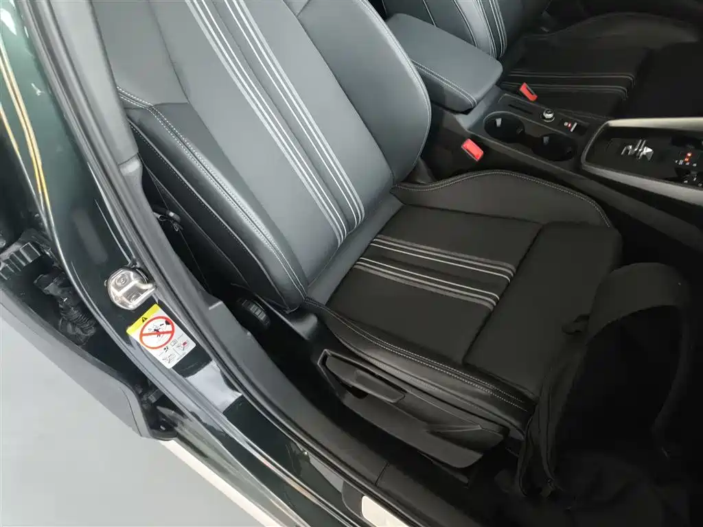 Audi A3 2024 Model A3L Limousine 35 TFSI Fashion Sport фото 25