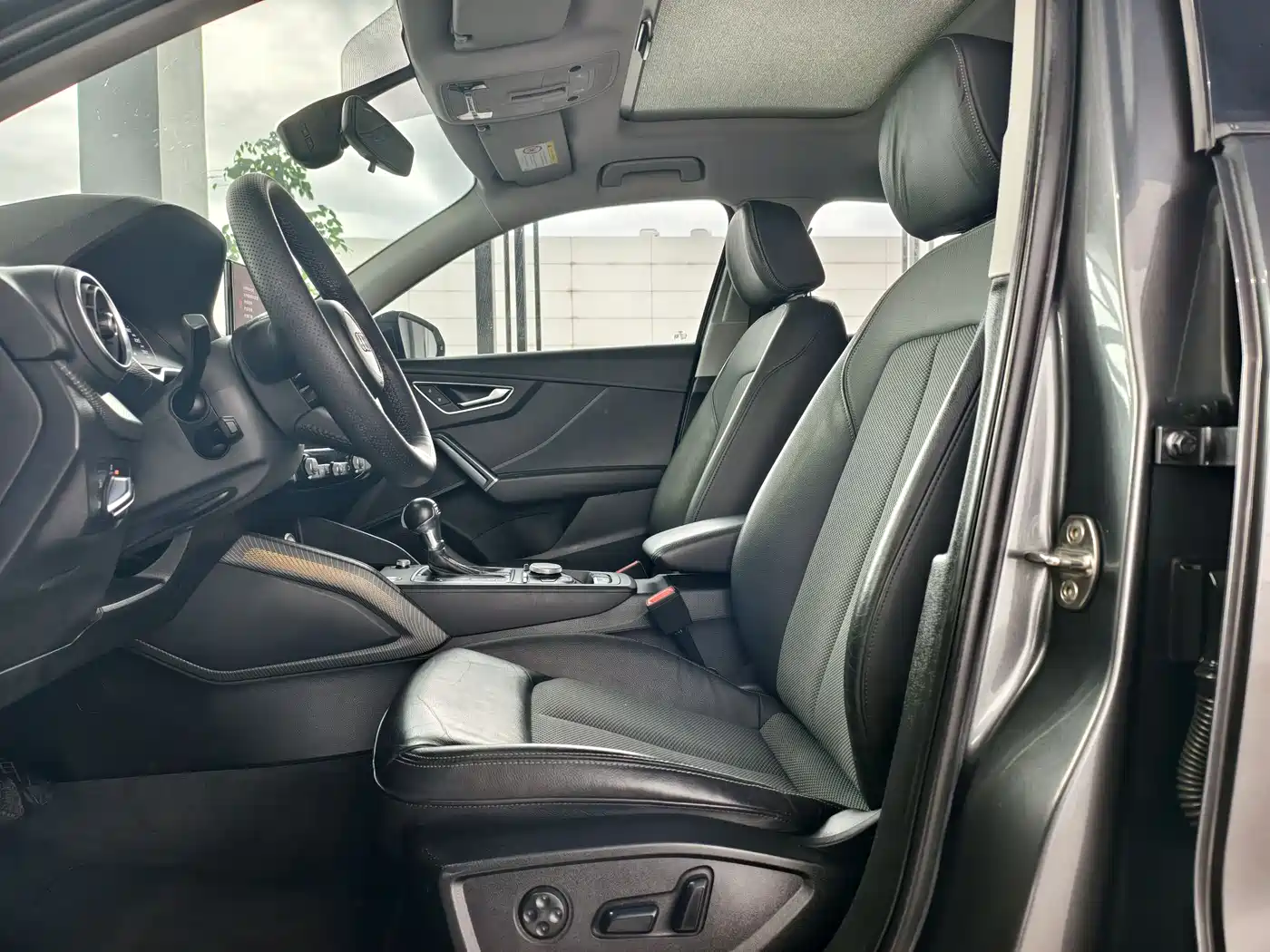 Audi Q2L 2020 35 TFSI Fashion Elegance Model фото 6