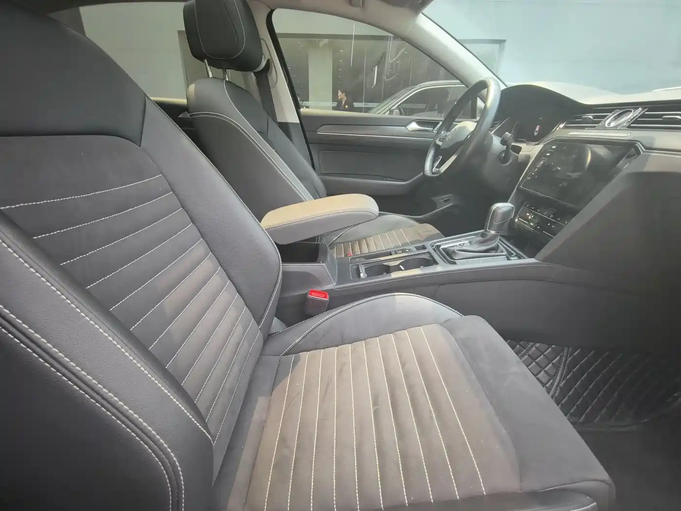 Volkswagen Magotan 2020 330TSI DSG Leading фото 21