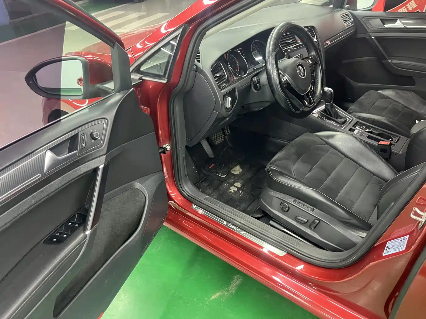 Volkswagen Golf 2018 230TSI Automatic Luxury фото 10