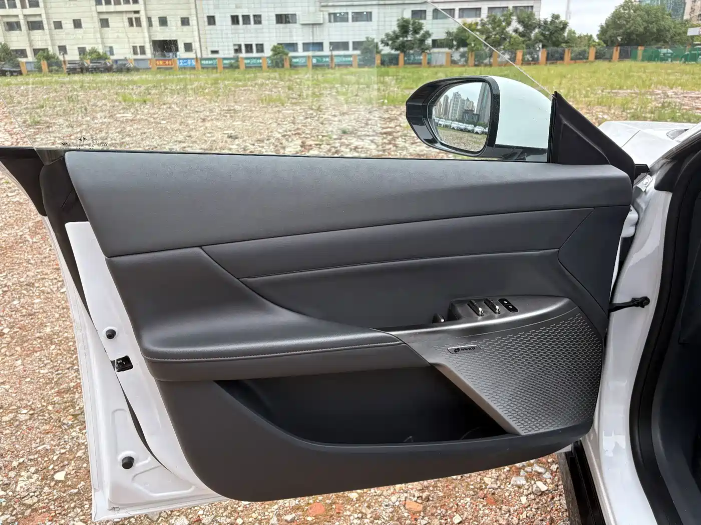 Dongfeng Yipai eπ007 2024 2024 Pure Electric 530Air Edition