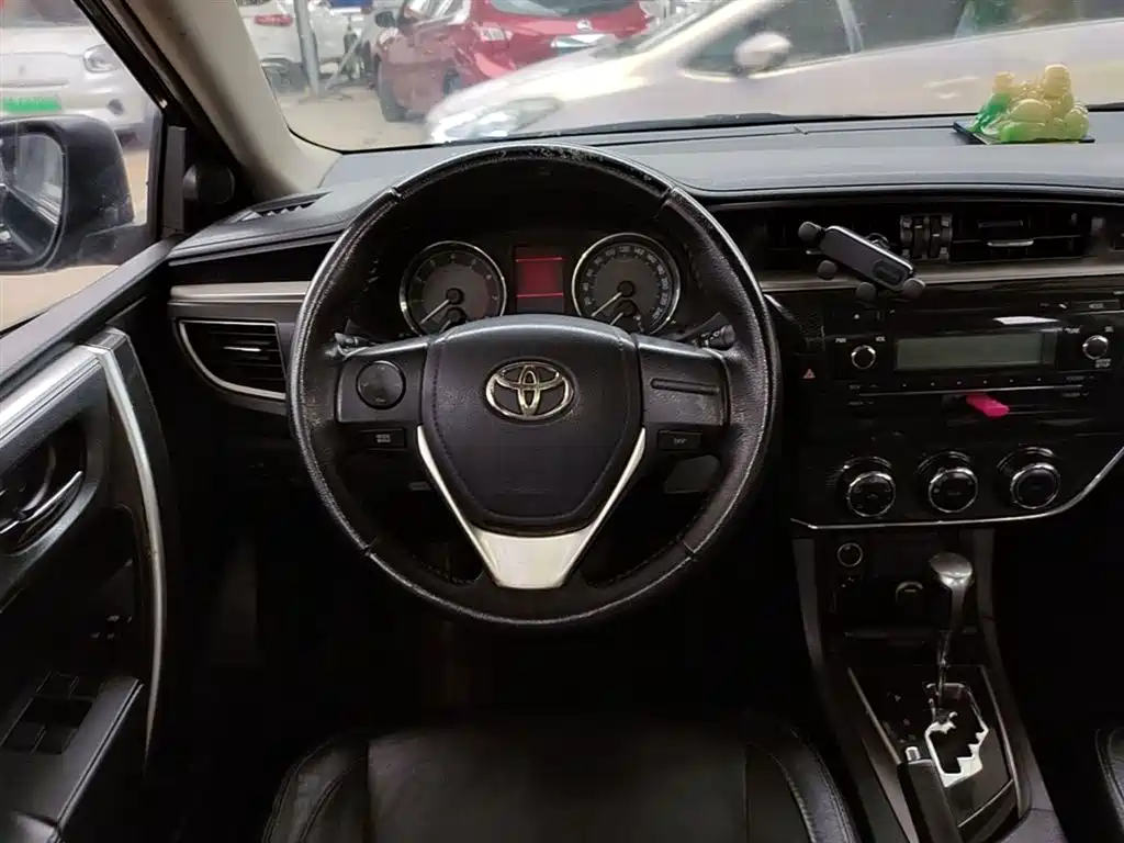 Toyota Corolla 2017 Model 1.2T CVT GL-i Leather Edition фото 11
