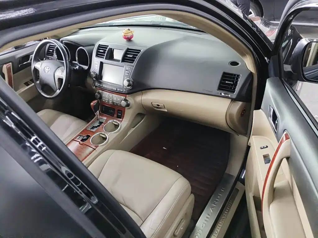 Toyota Highlander 2009 2009 3.5L 4WD 7-seater Premium Edition