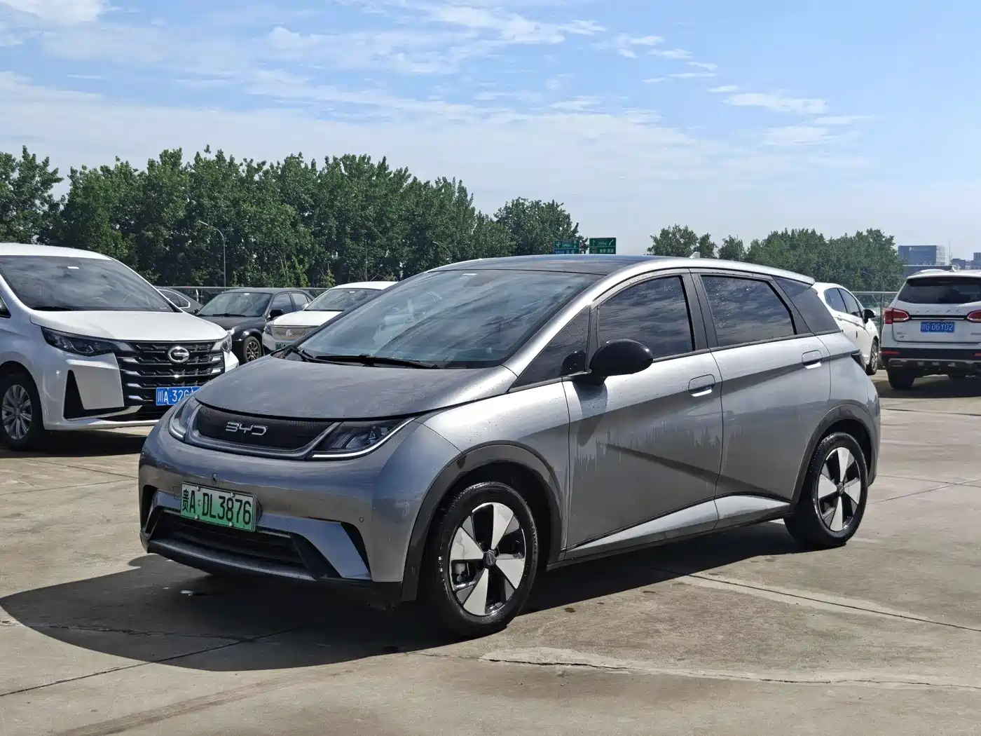 BYD Dolphin 2023 420km Fashion Edition
