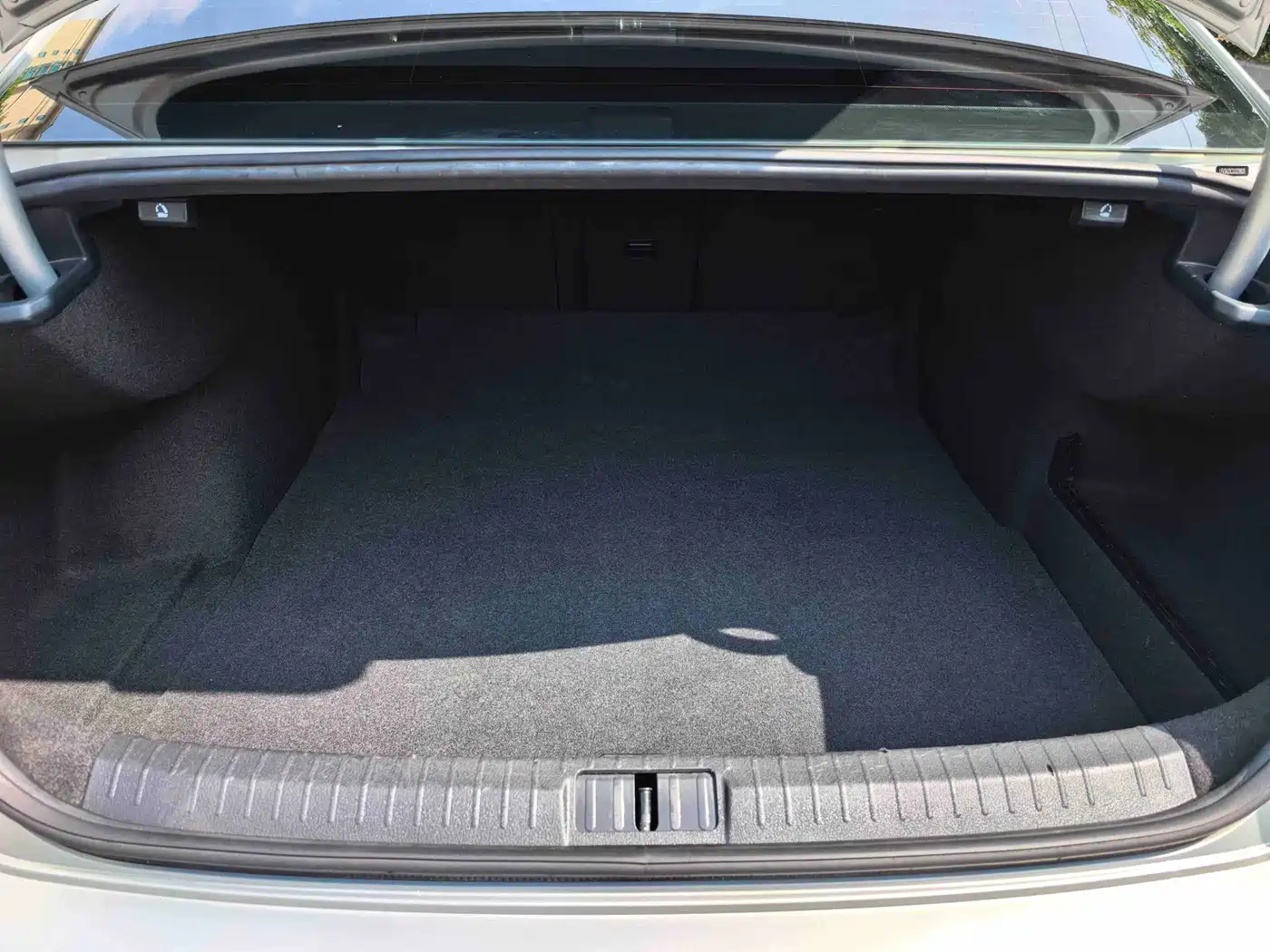 Volkswagen Magotan 2019 330TSI DSG Luxury China V фото 15
