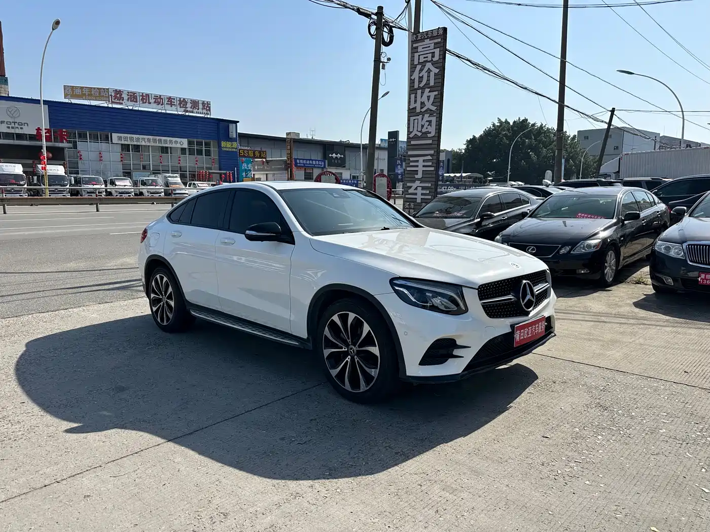 Mercedes-Benz GLC Coupe 2018 GLC 260 4MATIC Coupe SUV фото 3