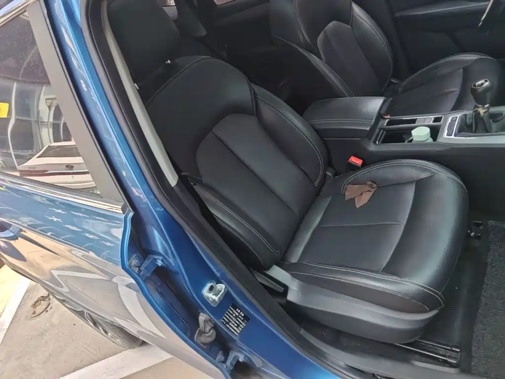 Roewe RX5 2017 2016 20T 2WD Manual Internet Smart Edition