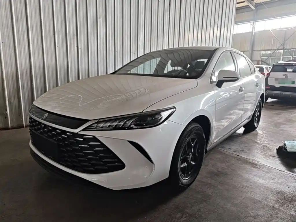 BYD Qin PLUS 2026 2026 DM-i Smart Edition 128KM Progressive