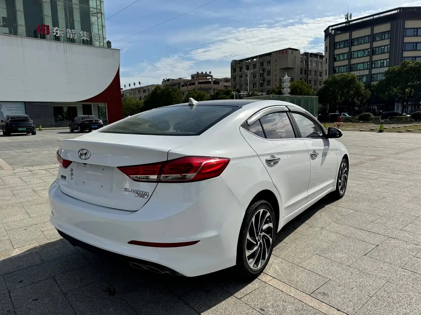 Hyundai Elantra 2020 1.4T DCT Dynamic·Vitality фото 6