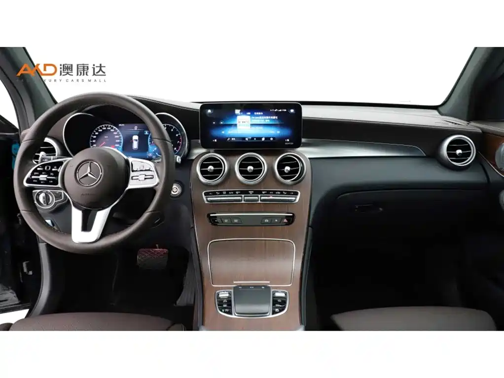Mercedes-Benz GLC 2021 GLC 300 L 4MATIC Sporty фото 5