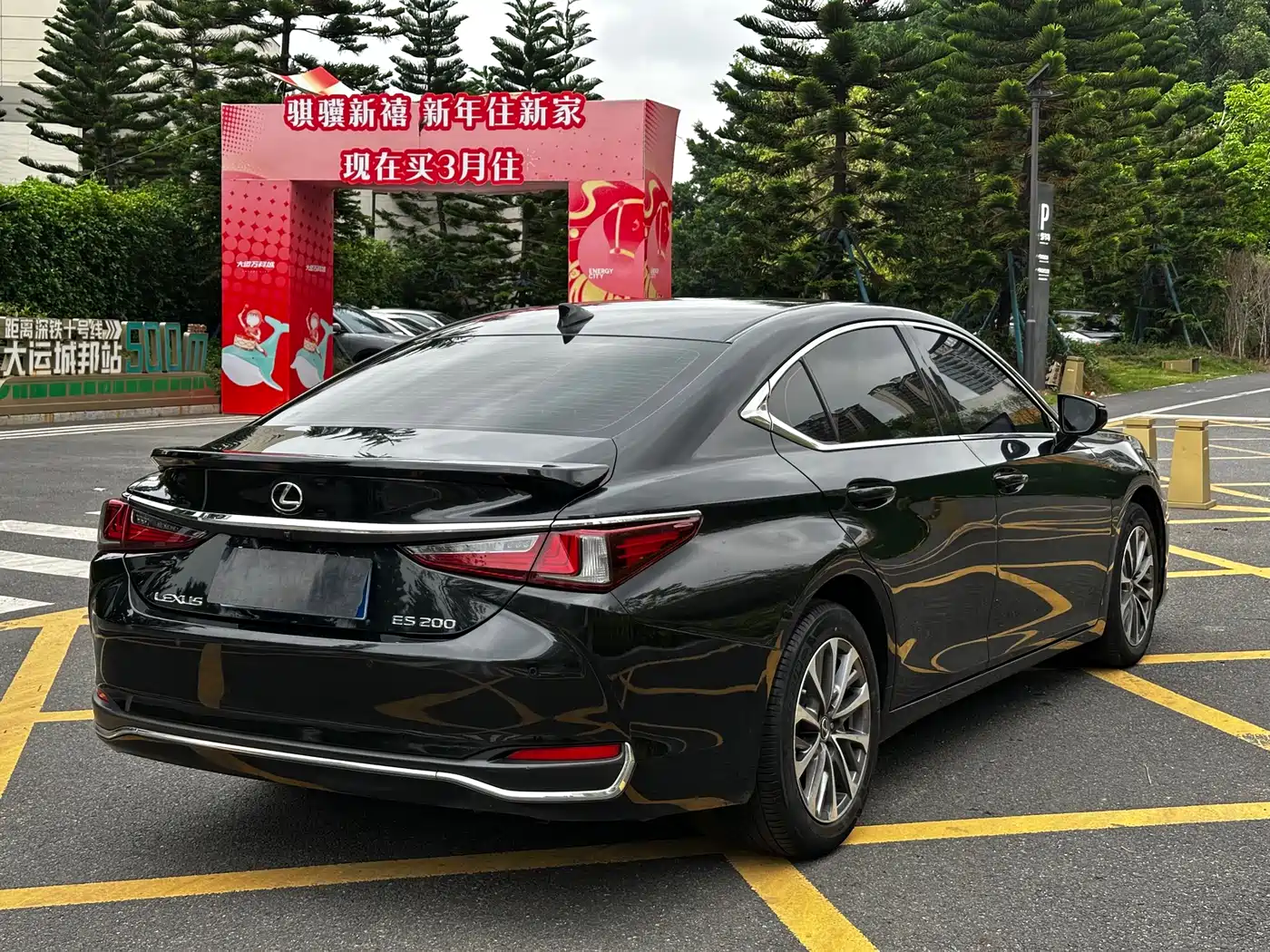 Lexus ES 2022 200 Excellence Edition фото 6