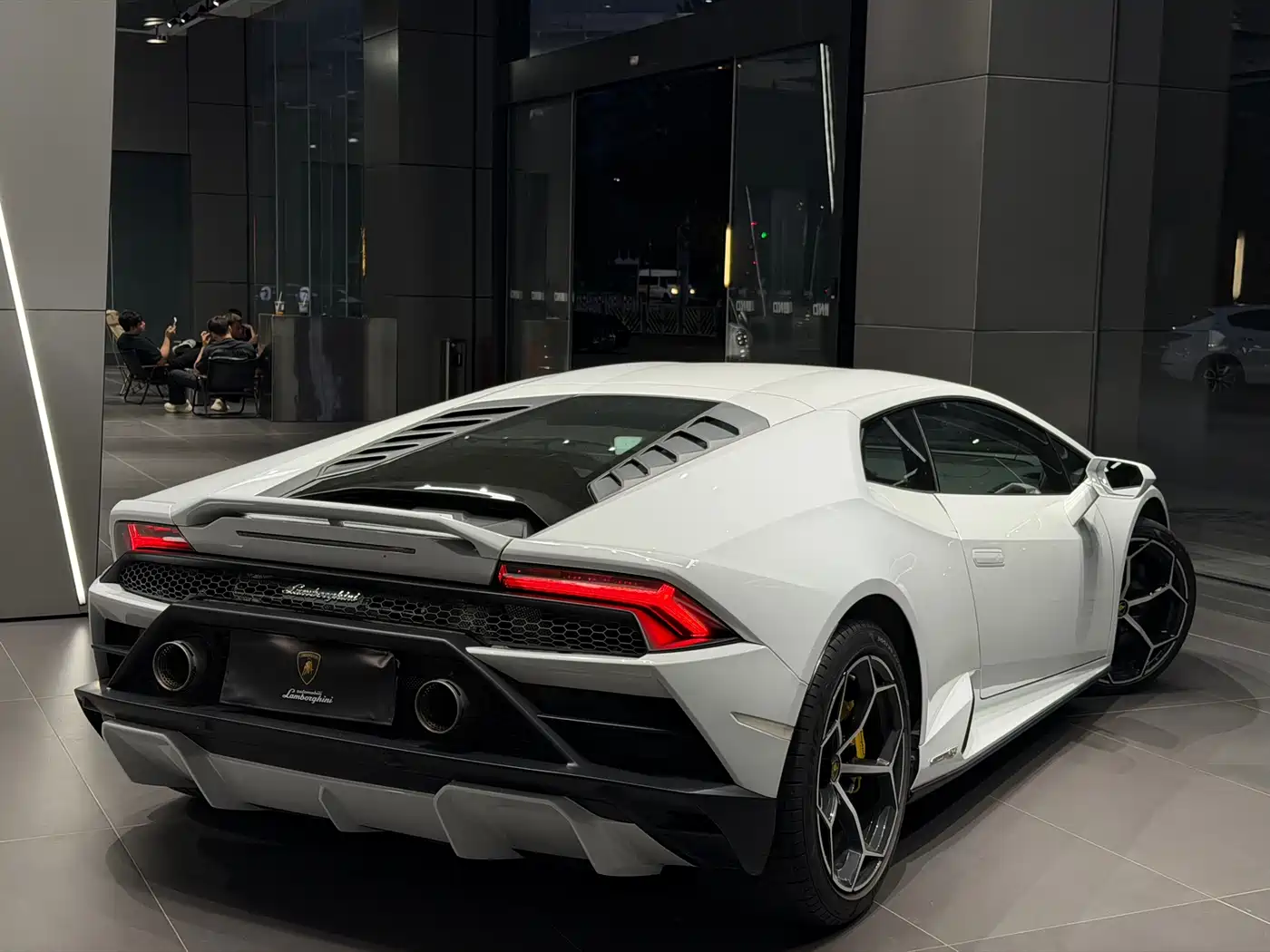 Lamborghini Huracán 2020 Huracán EVO RWD фото 7