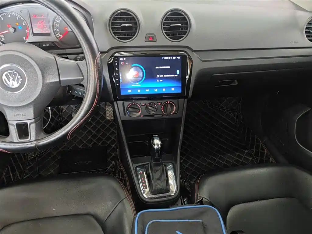 Volkswagen Jetta 2015 1.6L Auto Trend фото 13