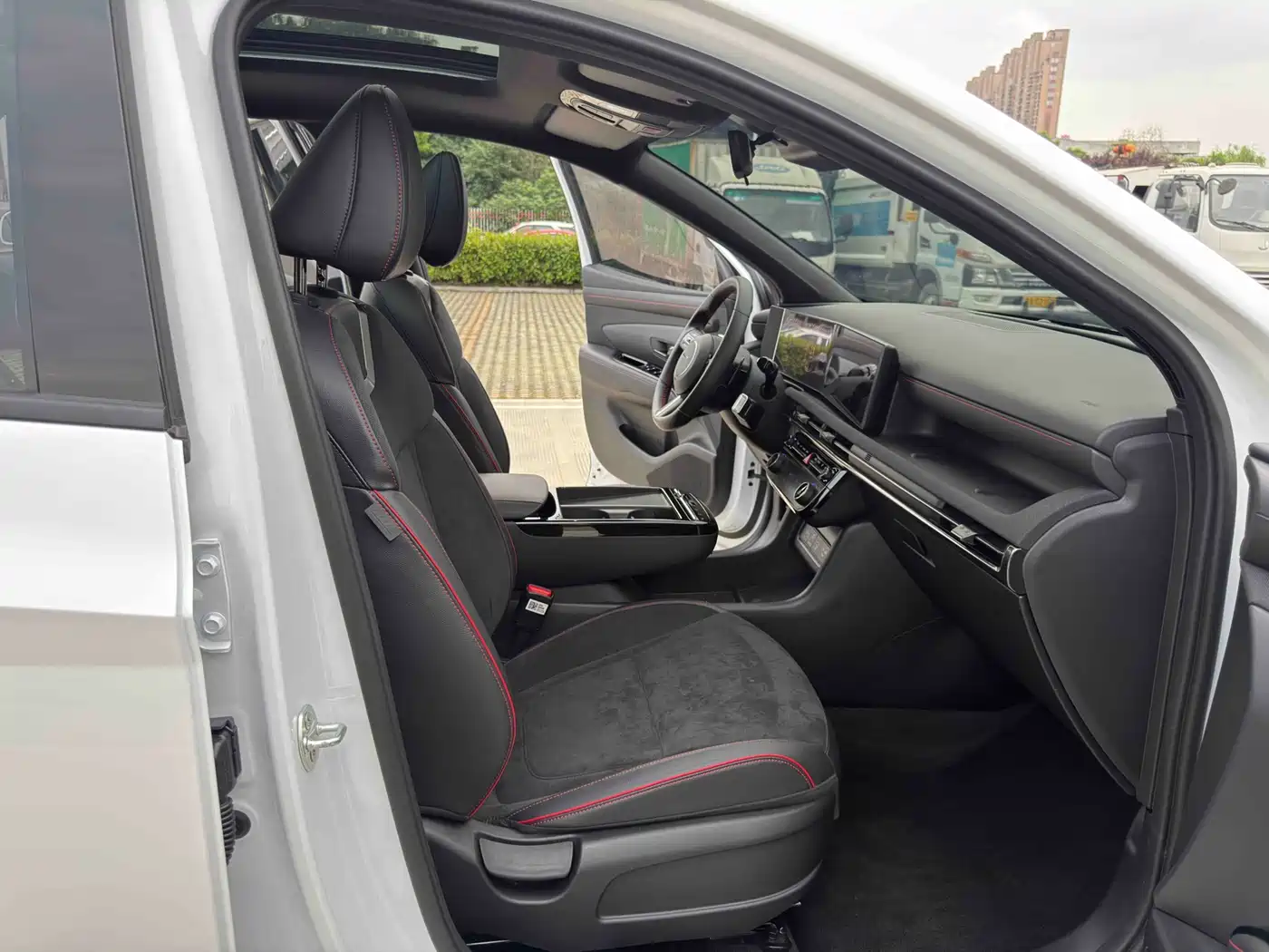 Hyundai Tucson 2025 Tucson L 1.5T Elite N-Line фото 11