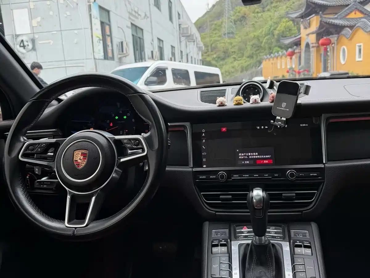 Porsche Macan 2021 Macan 2.0T фото 6