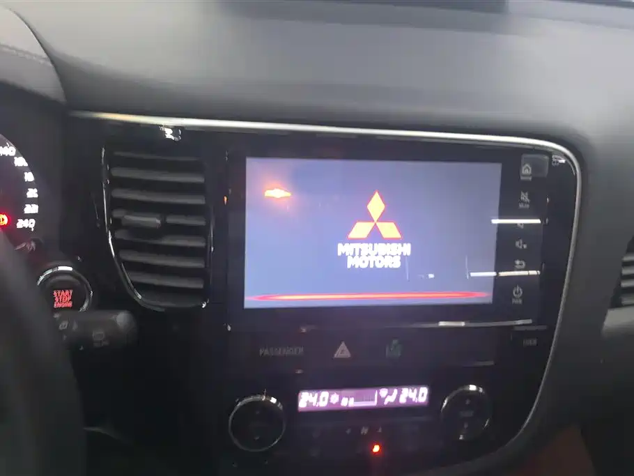 Mitsubishi Outlander 2019 2.0L 2WD Enjoy Edition 5-seater China V фото 13