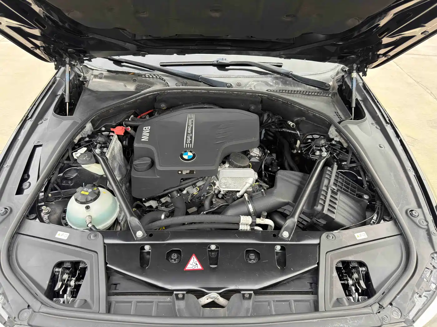 BMW 5 Series 2014 525Li Luxury Design Package фото 21