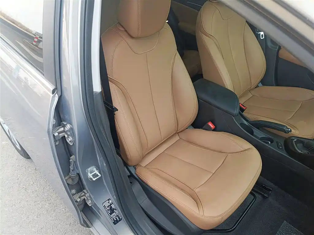 Buick Excelle 2018 18T Automatic Flagship фото 20