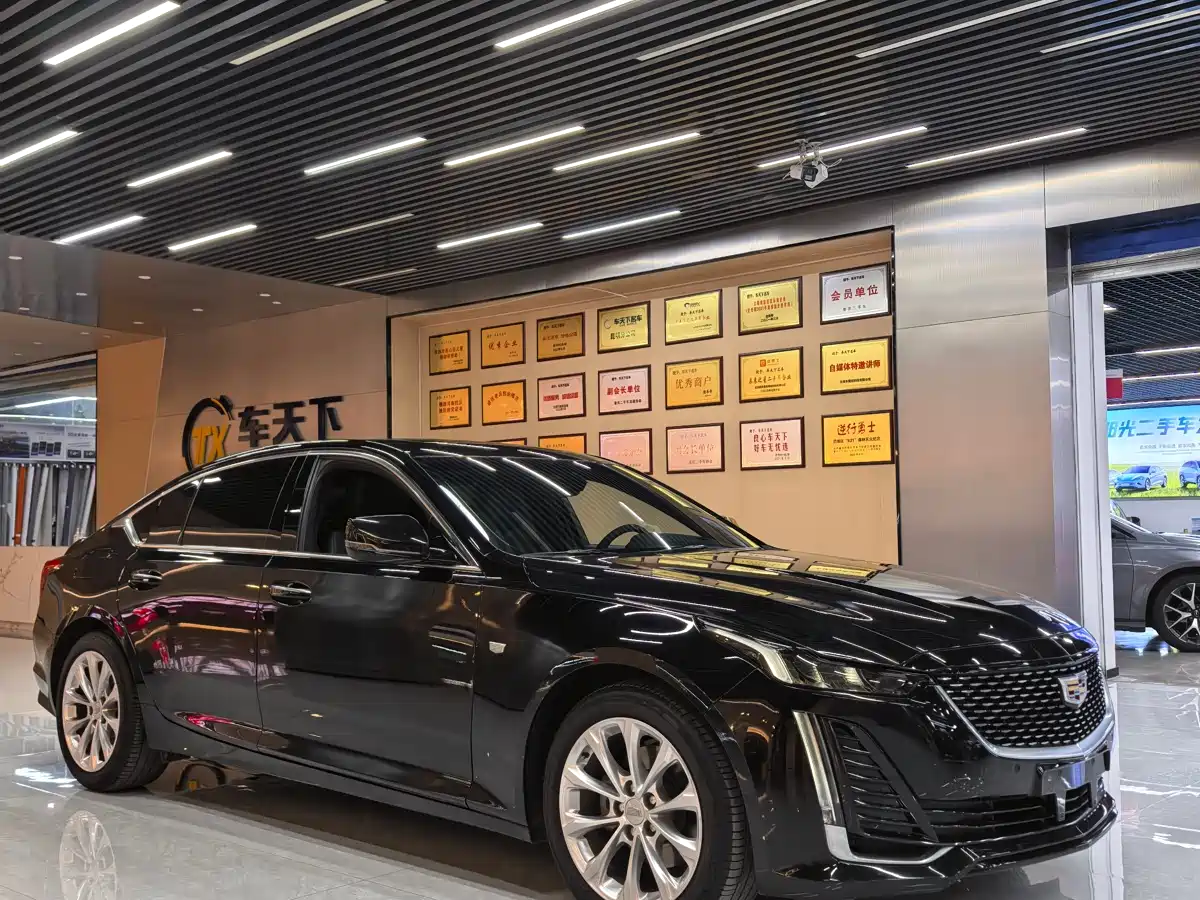 CADILLAC CT5