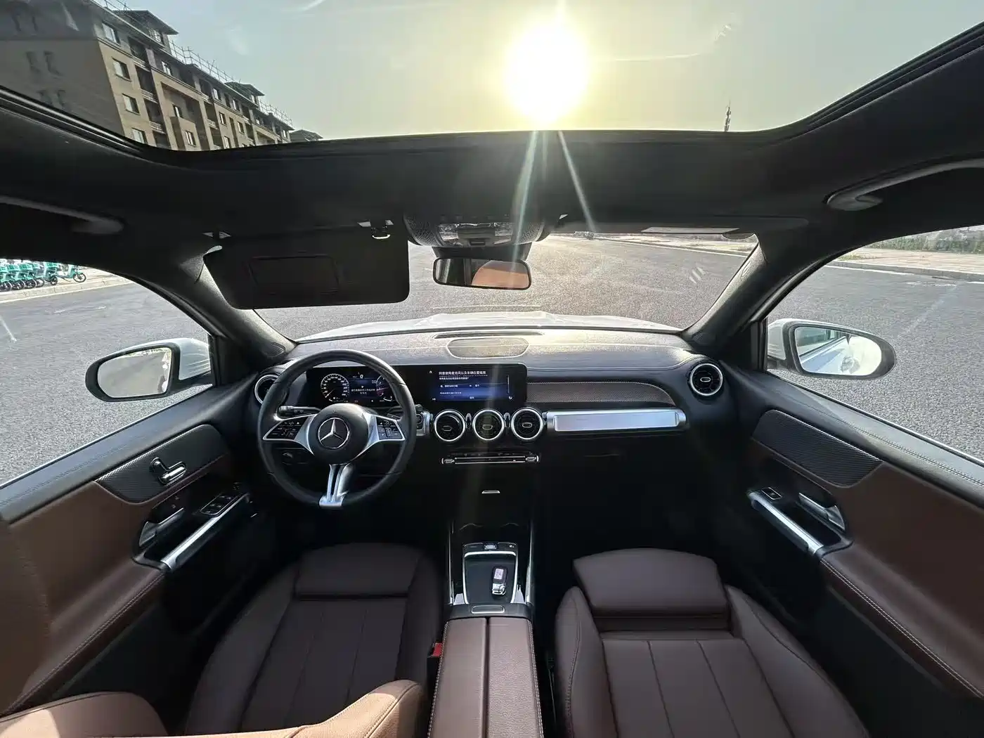 Mercedes-Benz GLB 2024 GLB 200 Fashion фото 6