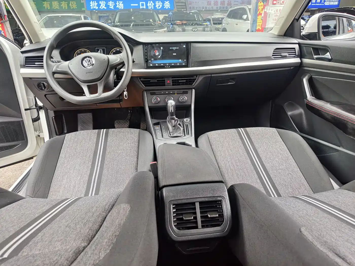 Volkswagen Lavida 2018 1.5L Auto Trend Edition China V фото 4
