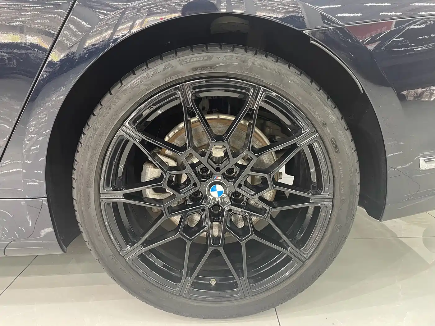 BMW 7 Series 2019 740Li Leading M Sport Package фото 25