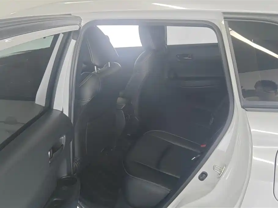Toyota Corolla Cross 2022 2.0L Elite Edition фото 11