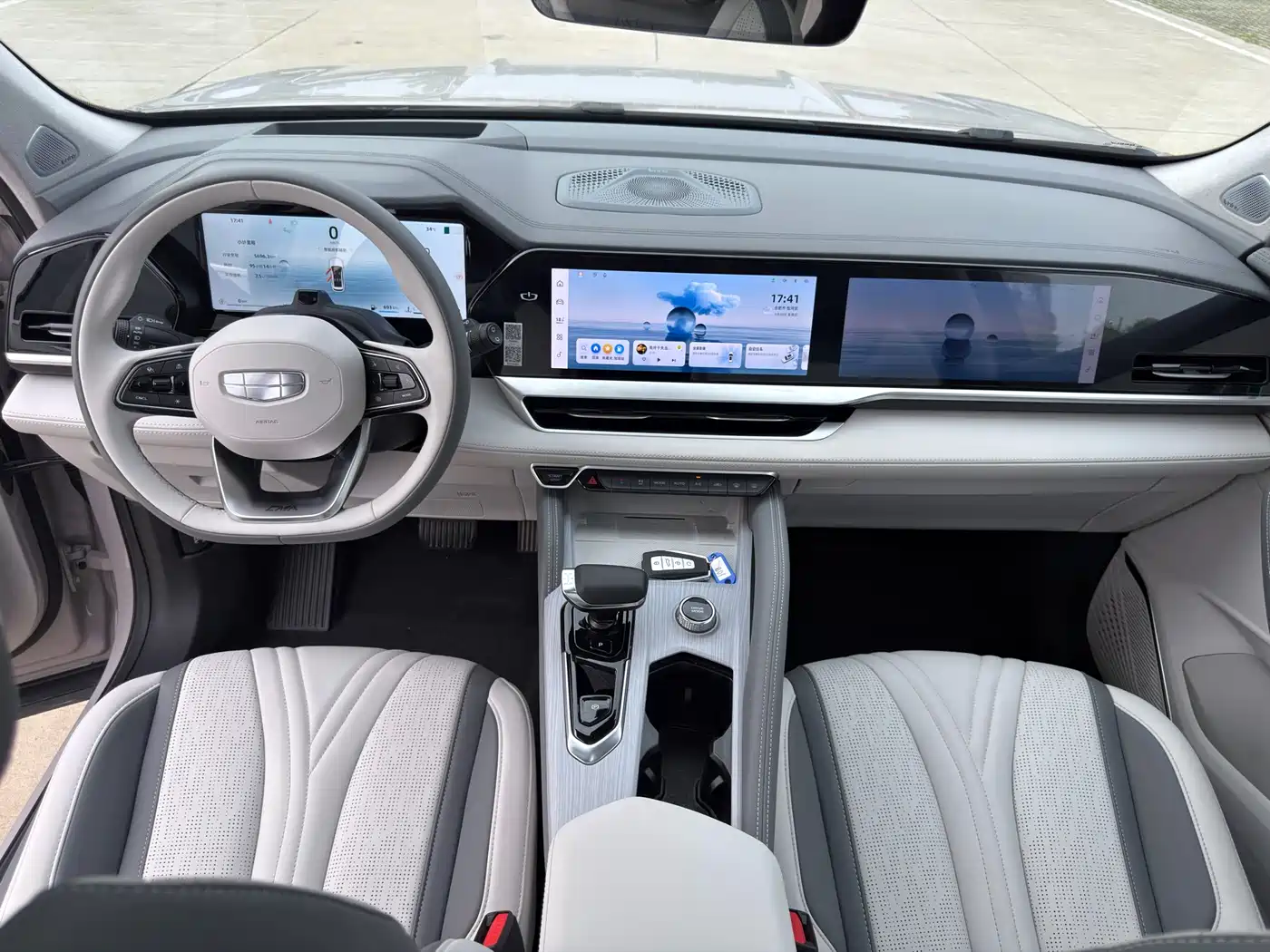 Geely Xingyue L 2024 1.5T Tiāngōng Edition фото 10