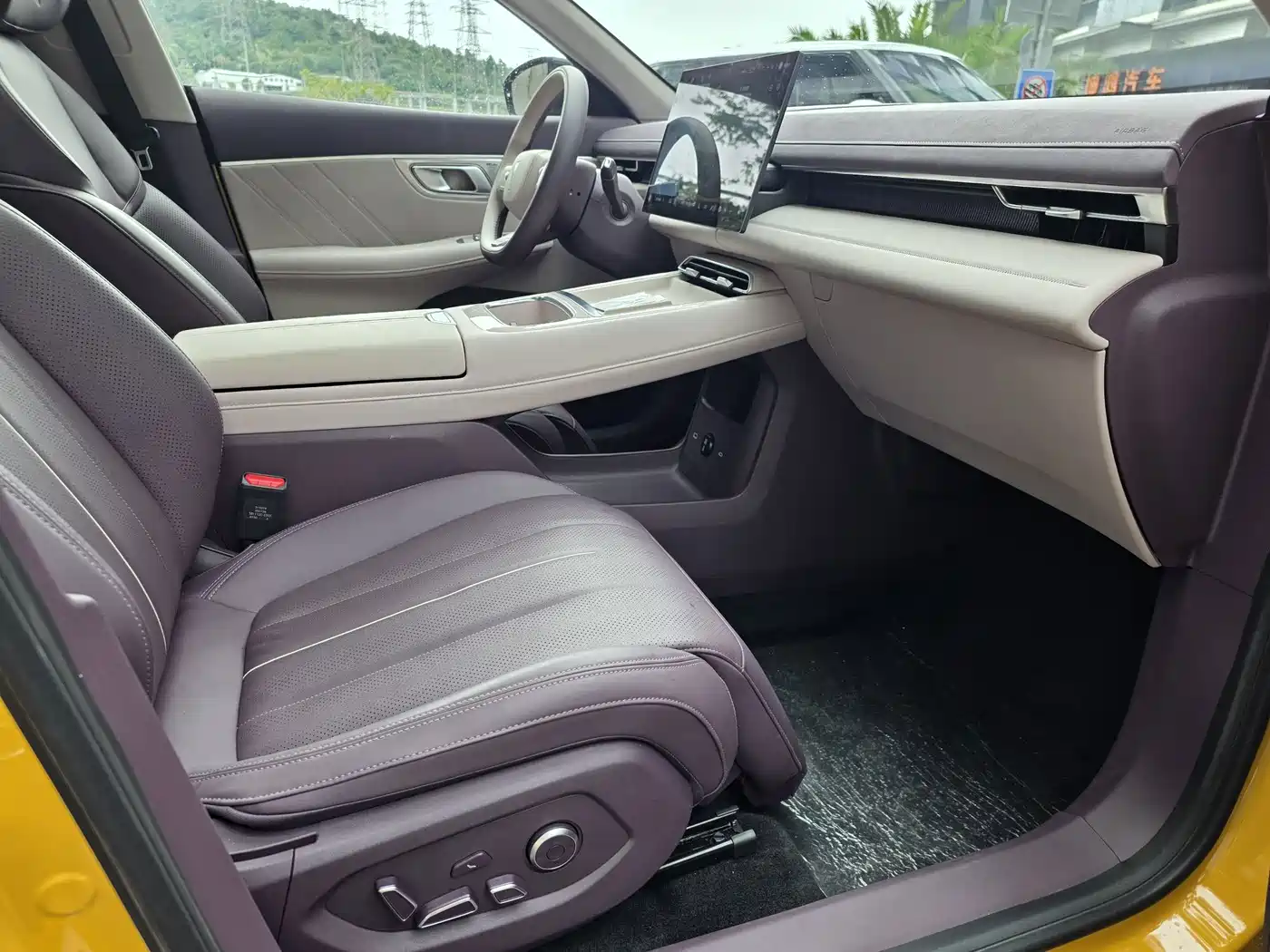 Deepal S07 2025 2026 Extended Range Basic Model